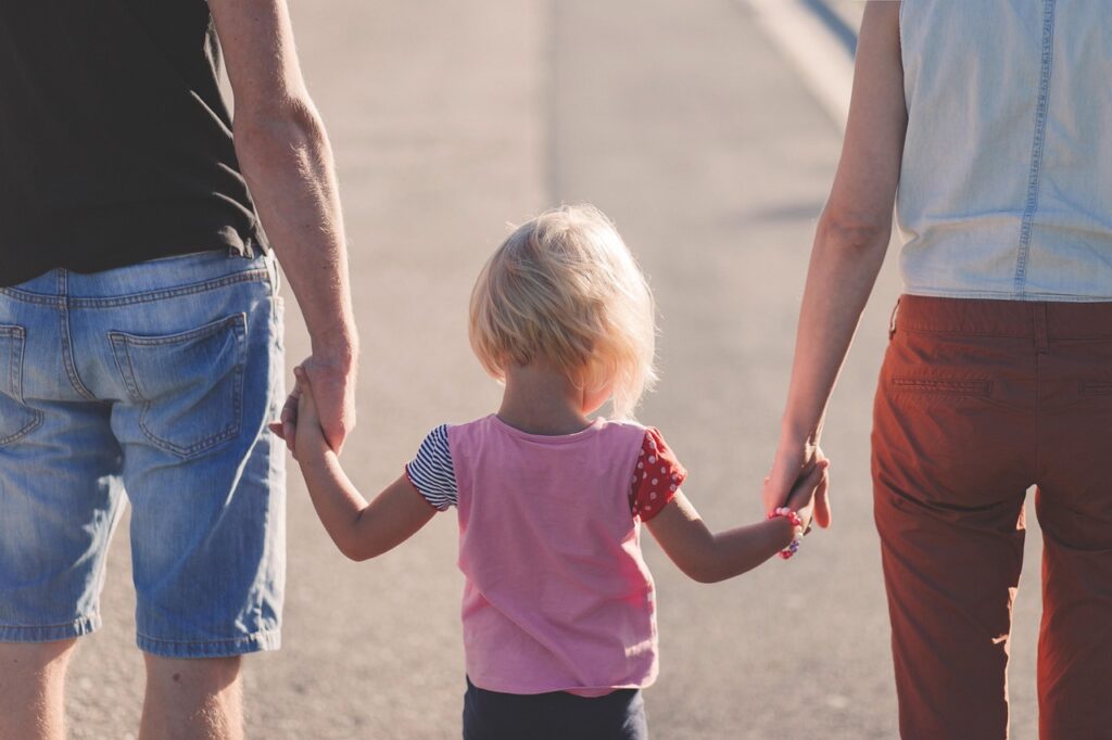 子供に会わせてくれない離婚後の父親の対応方法は？