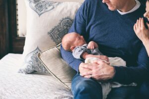 母親がDVを理由に親権を父親に奪われることはあるのか？